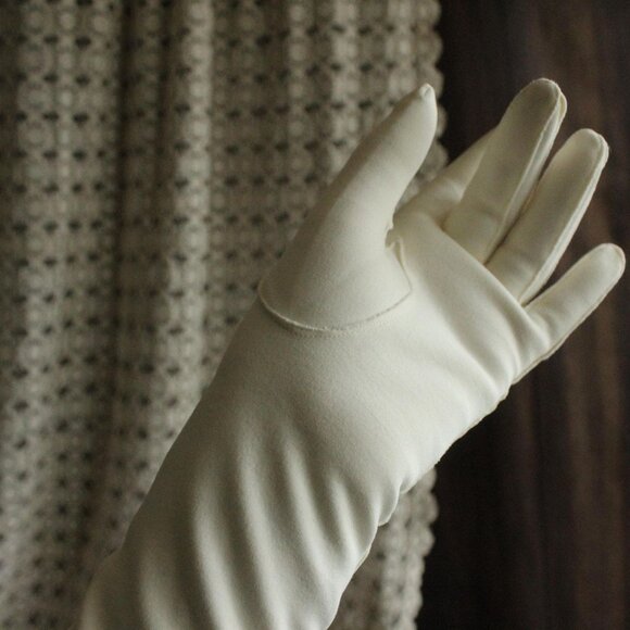 Vintage 1950s 1960s Gloves, White Opera Elbow Length - Picture 14 of 15